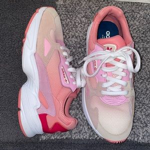 Adidas Torsion shoes